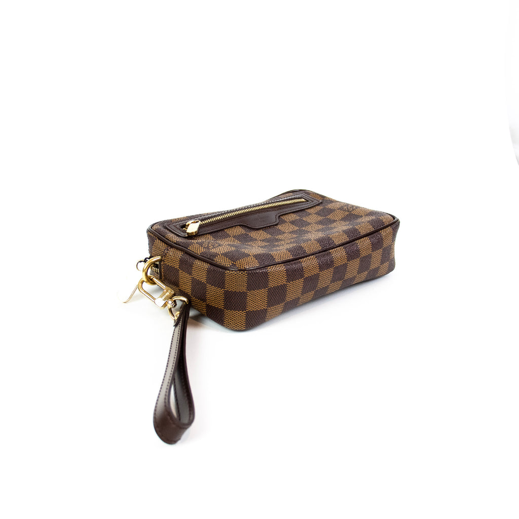 Louis Vuitton Pochette Billets Macao Clutch