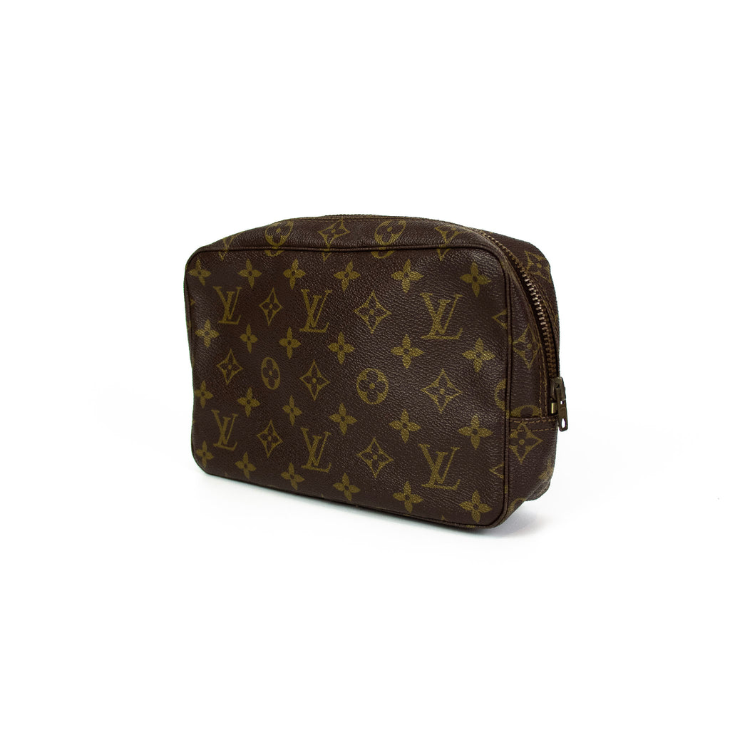 Louis Vuitton Trousse Toilette 23